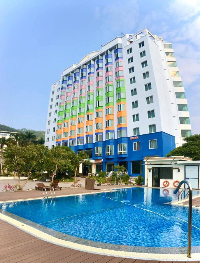 Aloha Halong Hotel Hạ Long Extérieur photo
